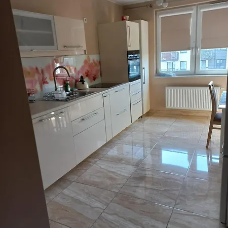 Cozy Corner: Apartment With Wifi And Private Balcony Breslau Exterior foto