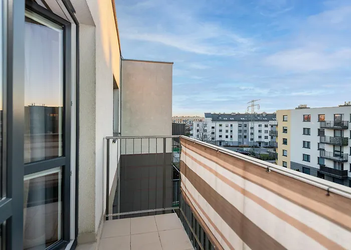 Cozy Corner: Apartment With Wifi And Private Balcony