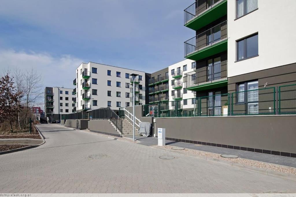Cozy Corner: With Wifi And Private Balcony Apartment Wroclaw